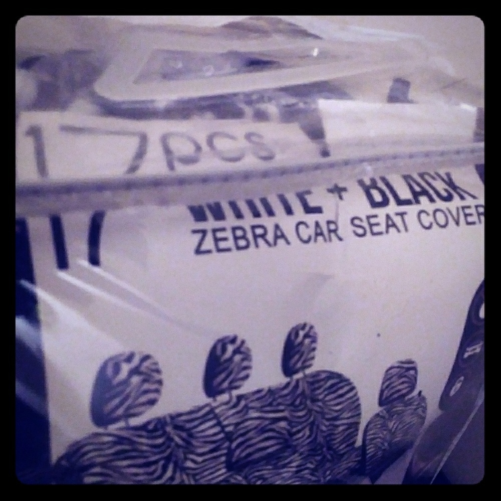 17 Piece white and black Zebta seay covers